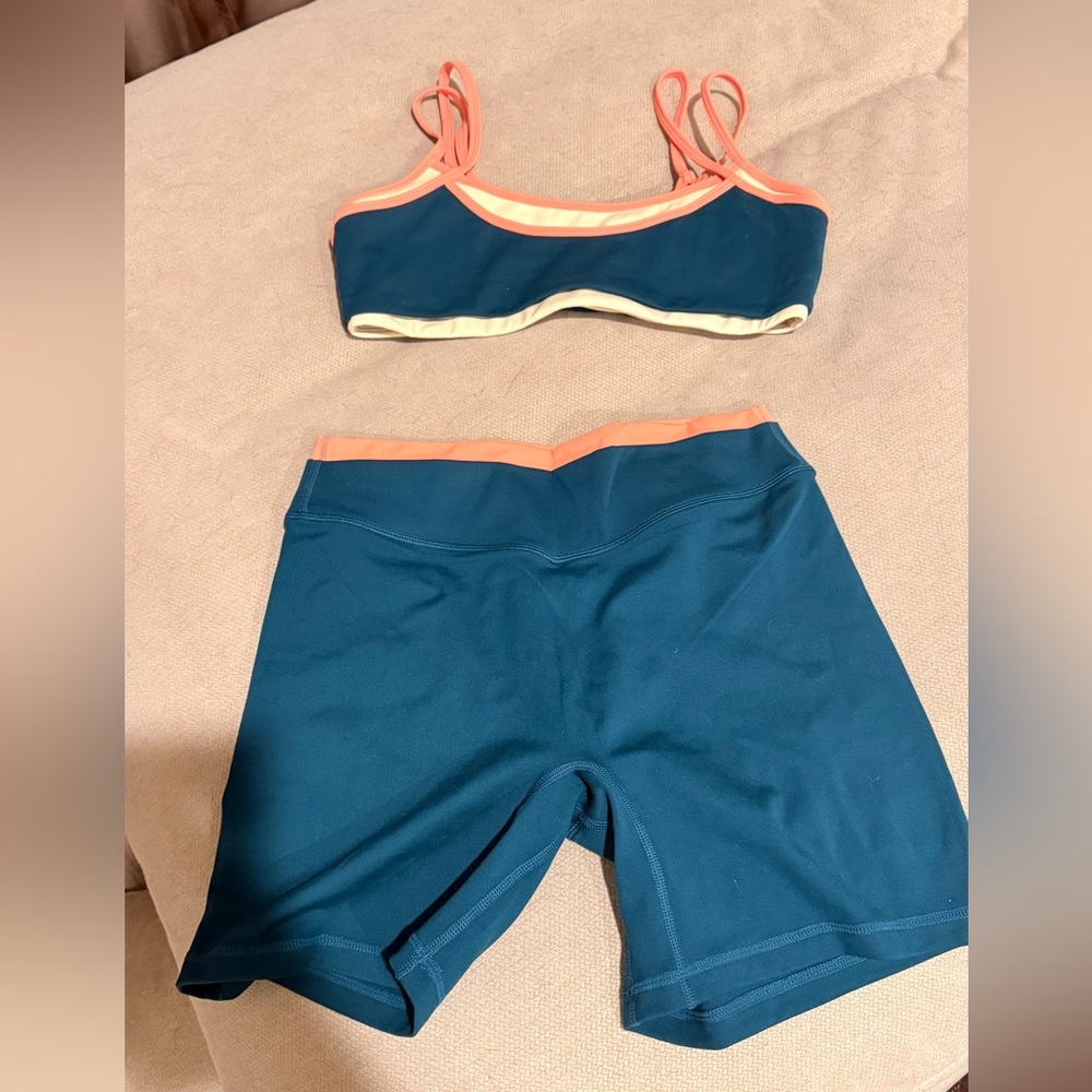 Liaison the Label Set NEW! Size Medium